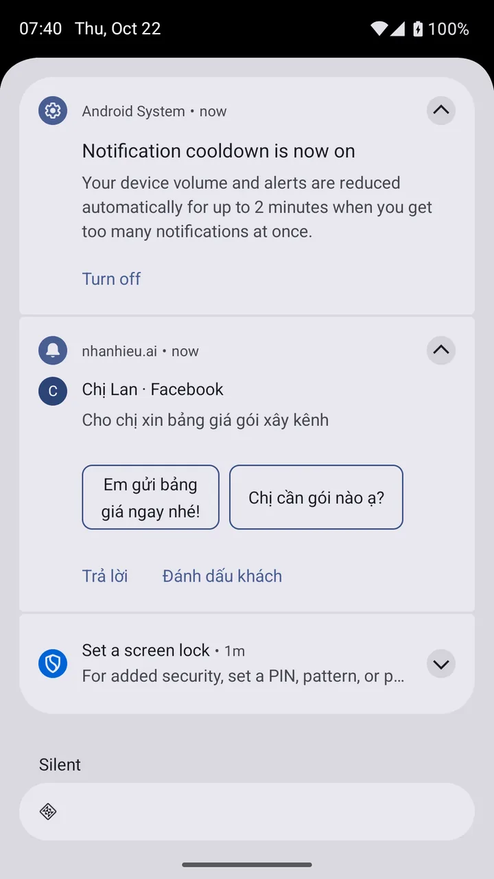Ảnh thật minh hoạ Trả lời khách ngay trong thông báo, có 3 câu AI gợi ý