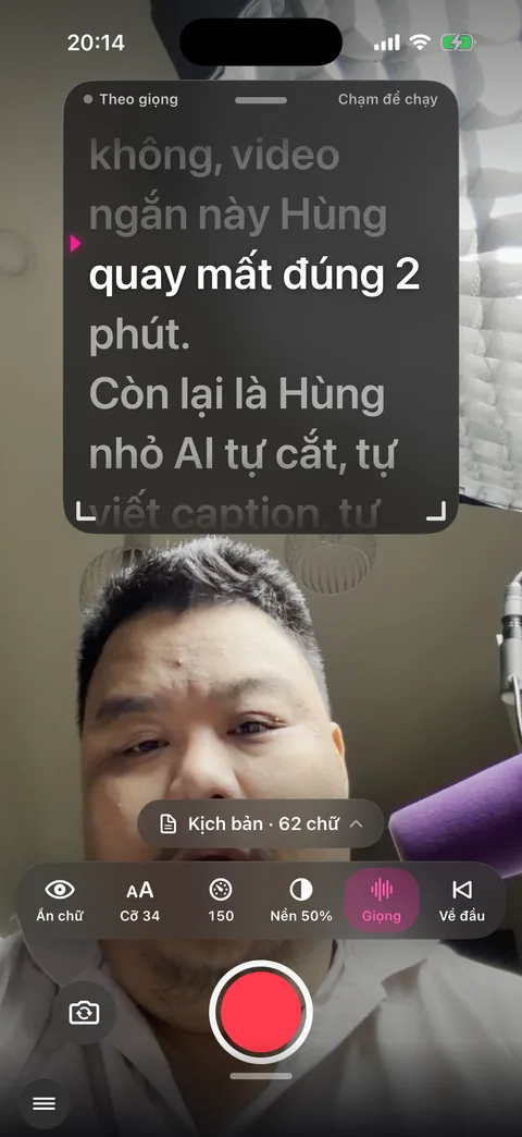 Khung chữ được kéo hẹp lại, chữ to cỡ 34